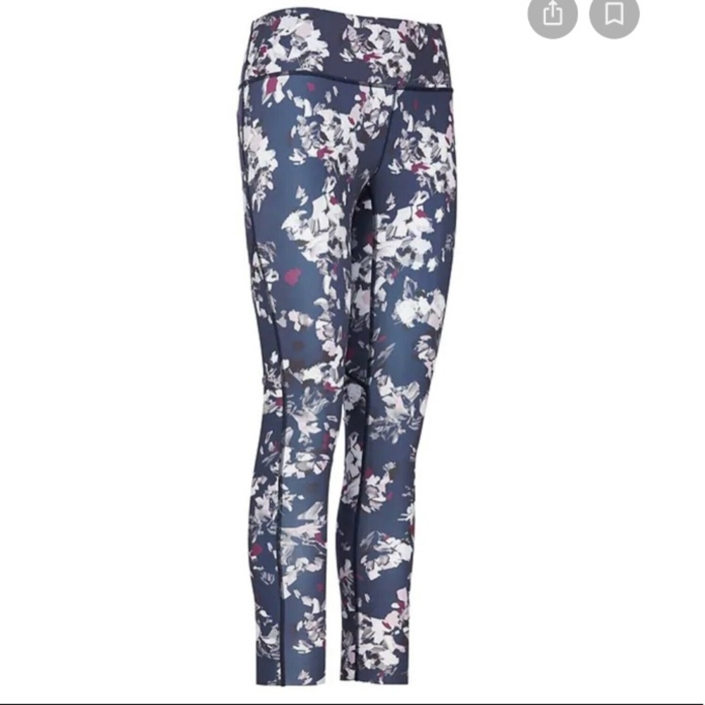 ATHLETA Challenge Bloom 7/8 Leggings Size MP